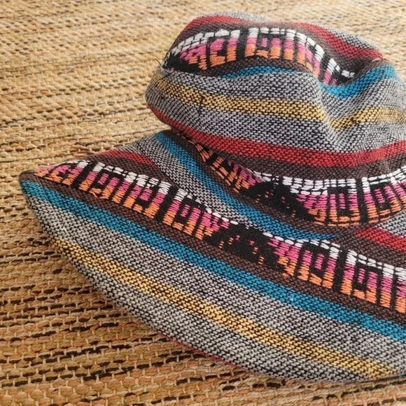 Boho Wide Rim Bucket Hat - Picture 3 of 4